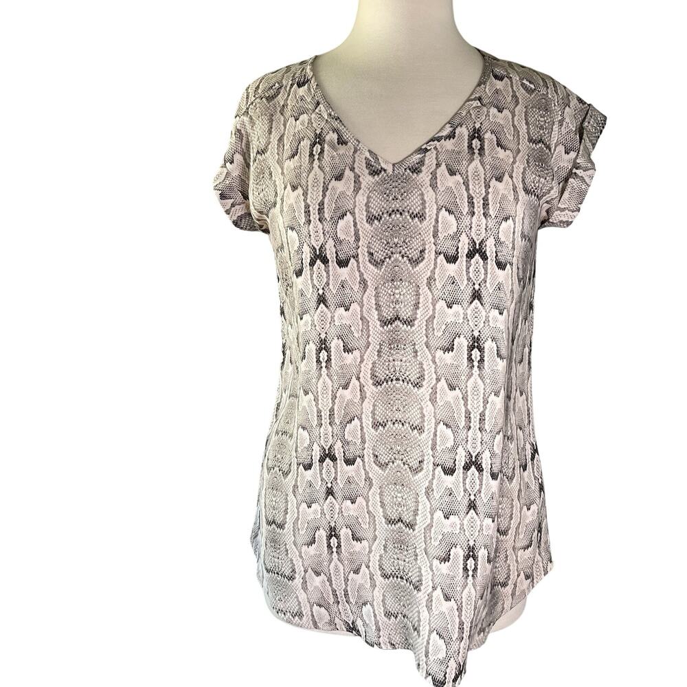 Express V Neck Snakeskin Top P/S